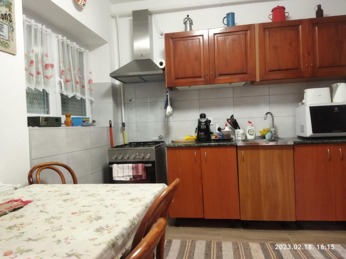 Eden Vendeghaz Apartment Kisnana Exterior photo
