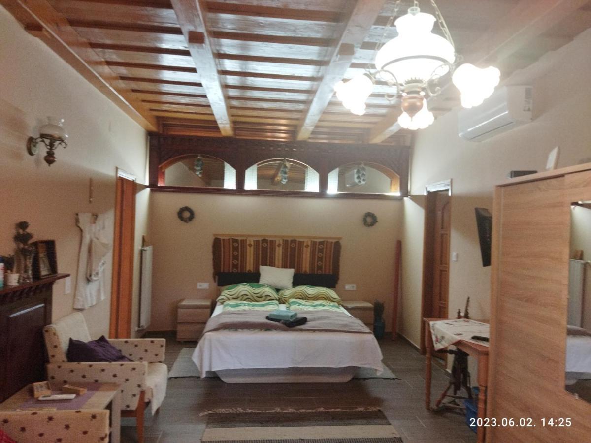 Eden Vendeghaz Apartment Kisnana Exterior photo